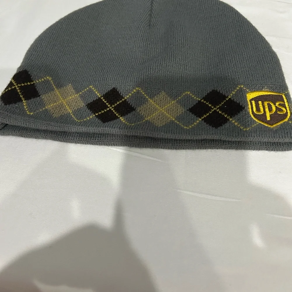 UPS Gray and Yellow Argyle Beanie - Picture 2 of 3
